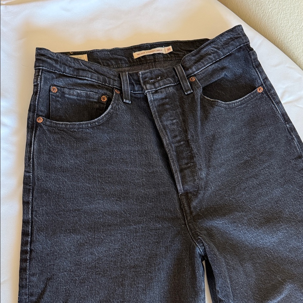 Levi's Ribcage Straight Ankle (Women's) Black Jeans